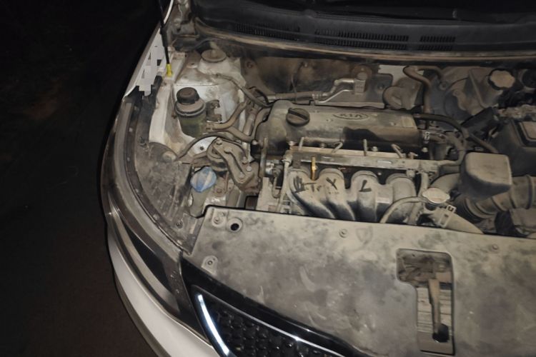 Used Kia K2 2015 Sedan 1.4L Manual Transmission GL Engine Bay Right