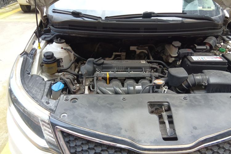 Used Kia K2 2015 Sedan 1.4L MT GLS Engine Bay Right