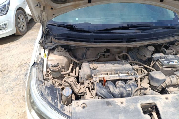 Used Kia K2 2015 Sedan 1.4L MT GLS Engine Bay Right