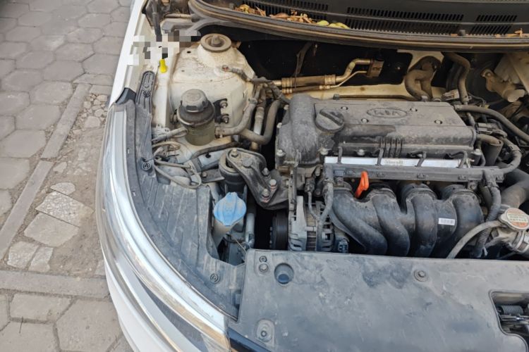 Used Kia K2 2015 Sedan 1.4L MT GLS Engine Bay Right