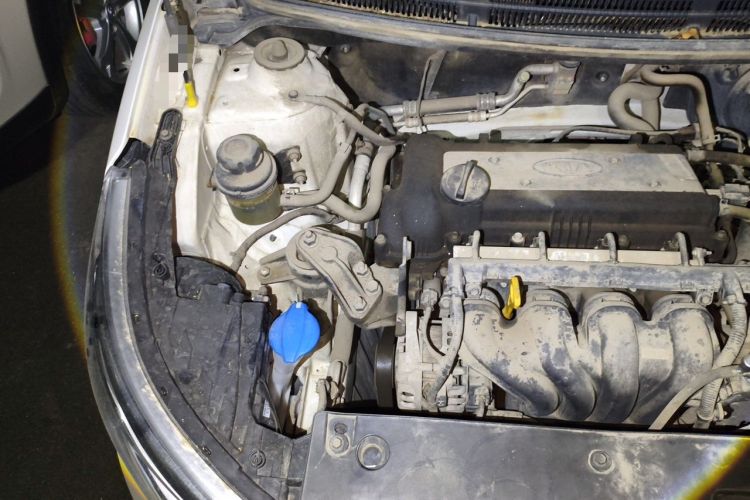 Used Kia K2 2015 Sedan 1.4L MT GLS Engine Bay Right