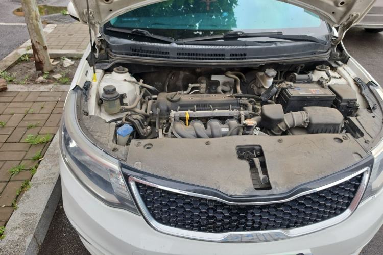 Used Kia K2 2015 Sedan 1.4L MT GLS Engine Bay Right