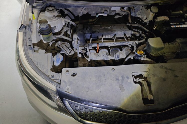 Used Kia K2 2015 Sedan 1.4L MT GLS Engine Bay Right