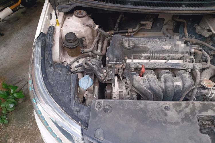 Used Kia K2 2015 Sedan 1.4L Automatic GLS Engine Bay Right