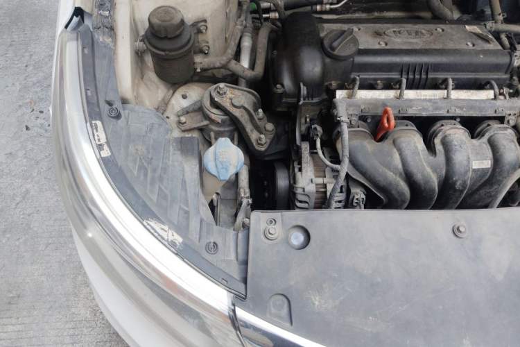 Used Kia K2 2015 Sedan 1.4L Automatic GLS Engine Bay Right