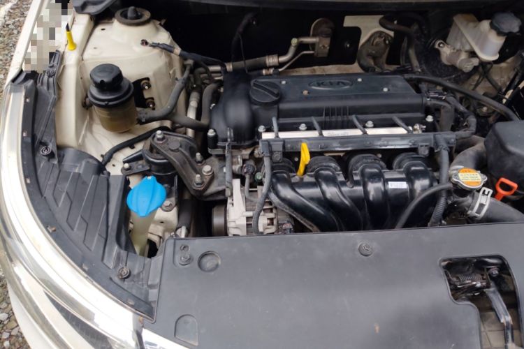 Used Kia K2 2015 Hatchback 1.4L AT GLS Cool Edition Engine Bay Right