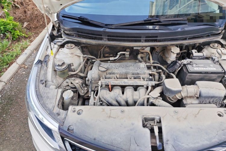 Used Kia K2 2015 Sedan 1.4L MT GLS Engine Bay Right