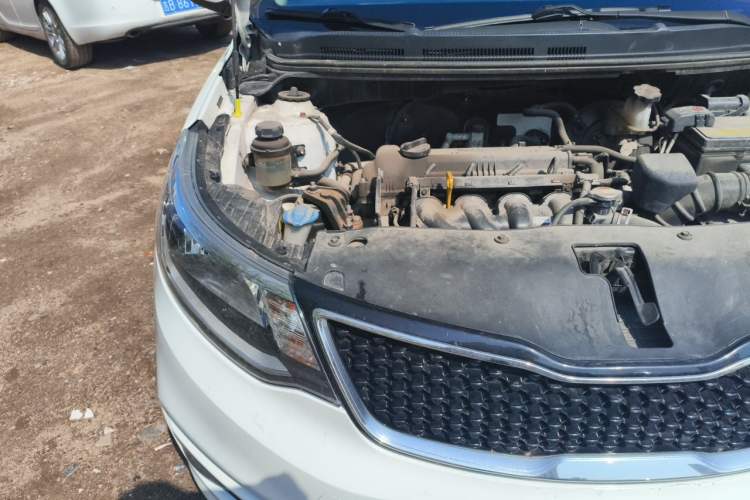 Used Kia K2 2015 Sedan 1.4L MT GLS Engine Bay Right