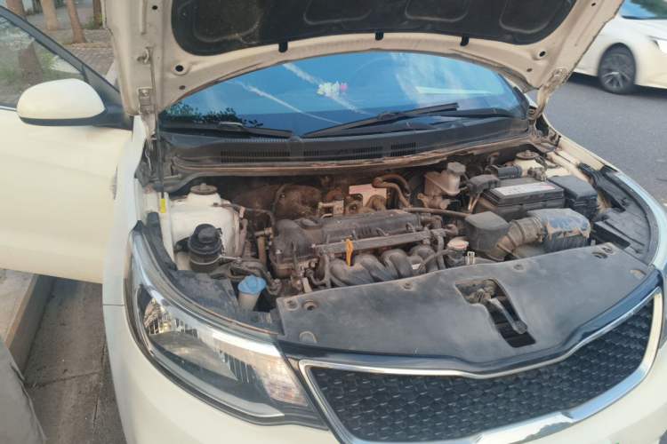 Used Kia K2 2015 Sedan 1.4L MT GLS Engine Bay Right