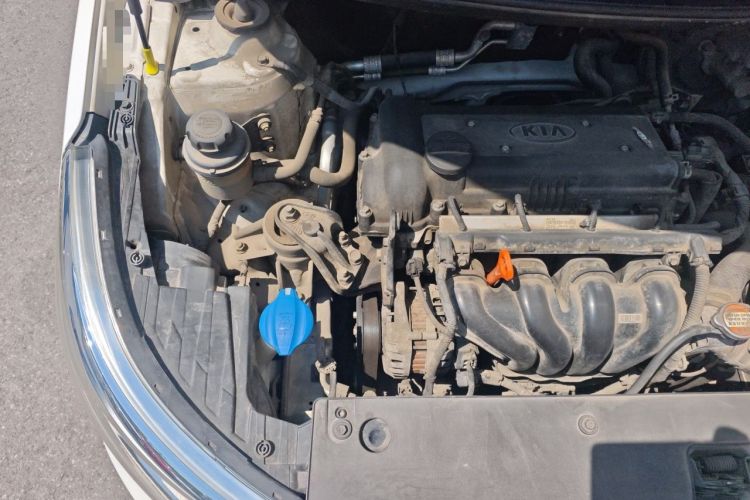 Used Kia K2 2015 Hatchback 1.4L AT GLS Cool Edition Engine Bay Right