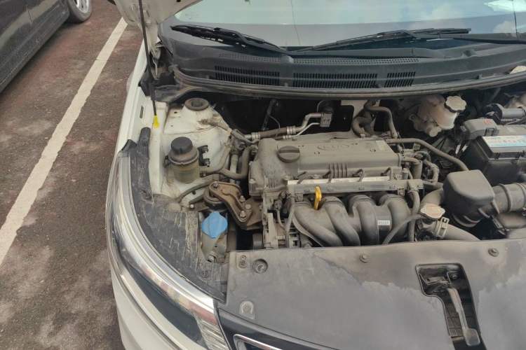 Used Kia K2 2015 Sedan 1.4L MT GLS Engine Bay Right