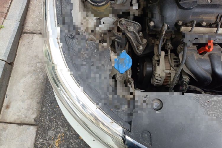 Used Kia K2 2015 Sedan 1.4L Automatic GLS Engine Bay Right