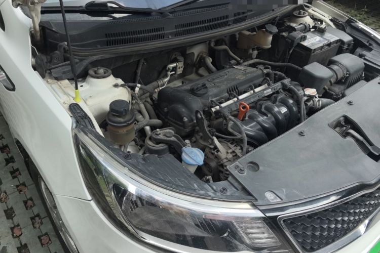 Used Kia K2 2015 Sedan 1.4L MT GLS Engine Bay Right