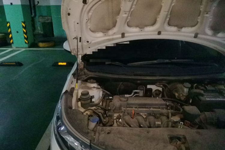 Used Kia K2 2015 Sedan 1.4L Automatic GLS Engine Bay Right