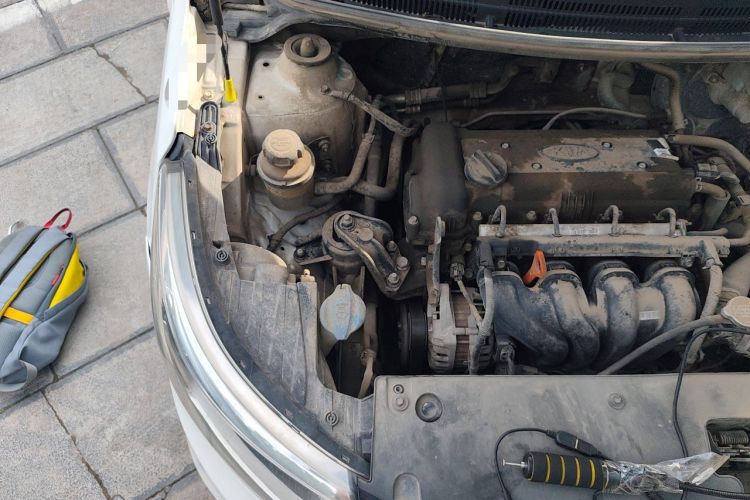 Used Kia K2 2015 Hatchback 1.4L MT GLS Cool Edition Engine Bay Right