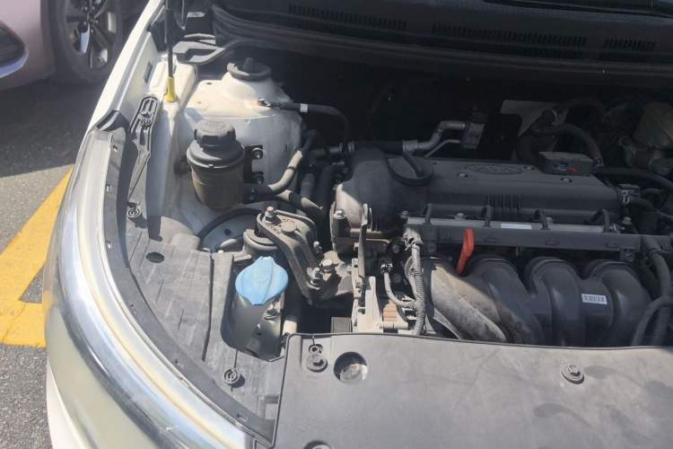 Used Kia K2 2015 Sedan 1.4L Automatic GLS Engine Bay Right