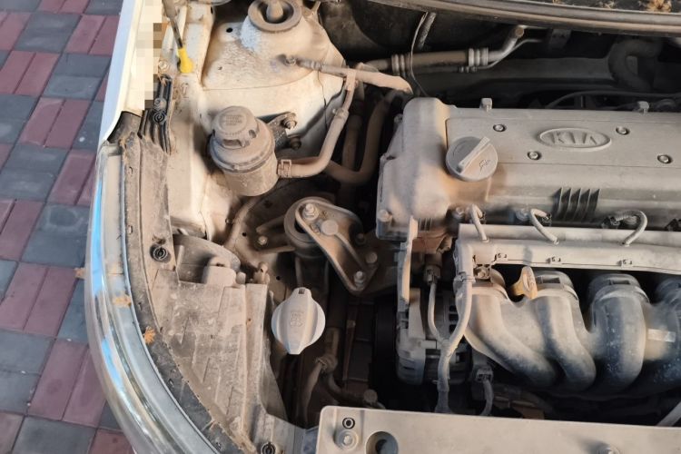 Used Kia K2 2015 Sedan 1.4L Automatic Top-Trim Engine Bay Right