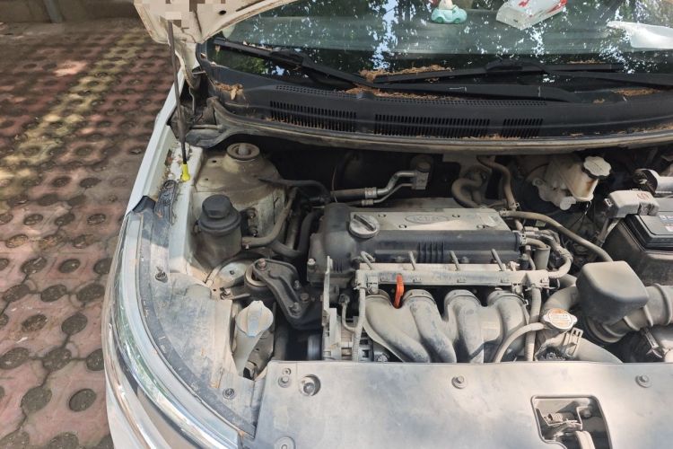 Used Kia K2 2015 Sedan 1.4L MT GLS Engine Bay Right