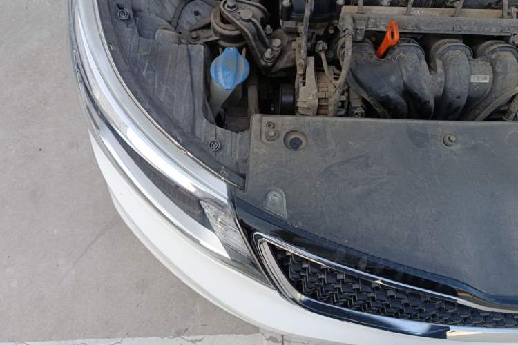 Used Kia K2 2015 Sedan 1.4L Automatic GLS Engine Bay Right