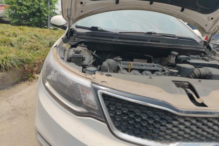 Used Kia K2 2015 Sedan 1.4L MT GLS Engine Bay Right