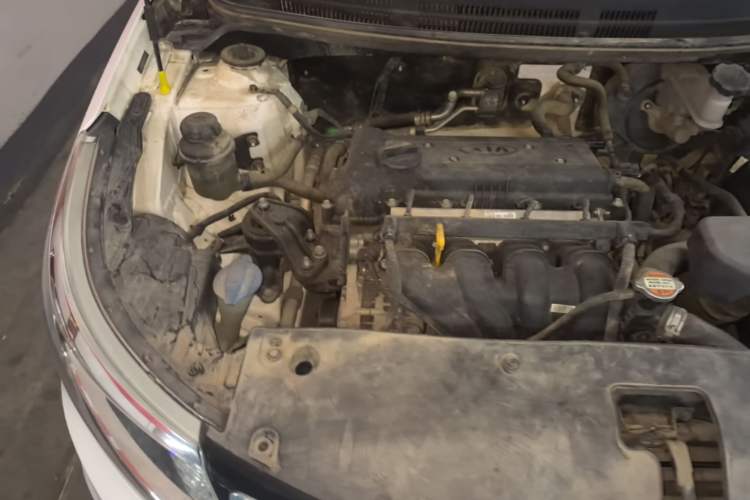 Used Kia K2 2015 Sedan 1.4L MT GLS Engine Bay Right