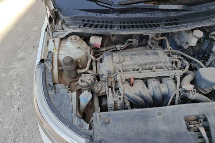 Used Kia K2 2015 Sedan 1.4L MT GLS Engine Bay Right