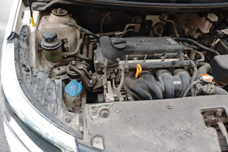 Used Kia K2 2015 Sedan 1.4L MT GLS Engine Bay Right