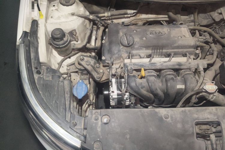 Used Kia K2 2015 Sedan 1.4L MT GLS Engine Bay Right