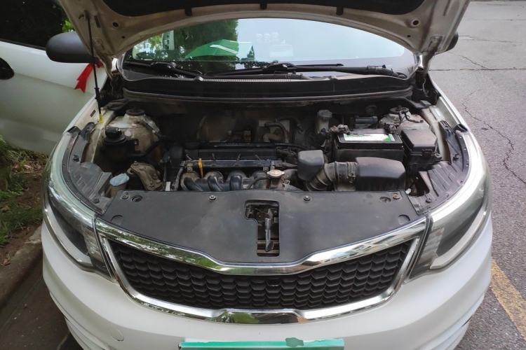 Used Kia K2 2015 Sedan 1.4L Manual Transmission GL Engine Bay