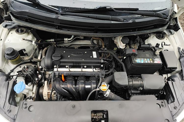Used Kia K2 2015 Sedan 1.4L MT GLS Engine Bay