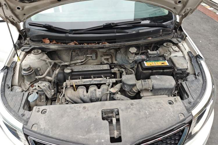 Used Kia K2 2015 Sedan 1.4L MT GLS Engine Bay