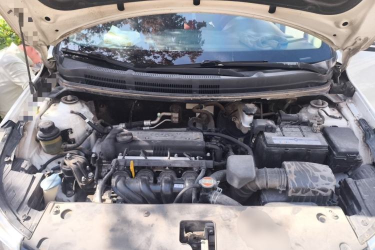 Used Kia K2 2015 Sedan 1.4L MT TOP Engine Bay