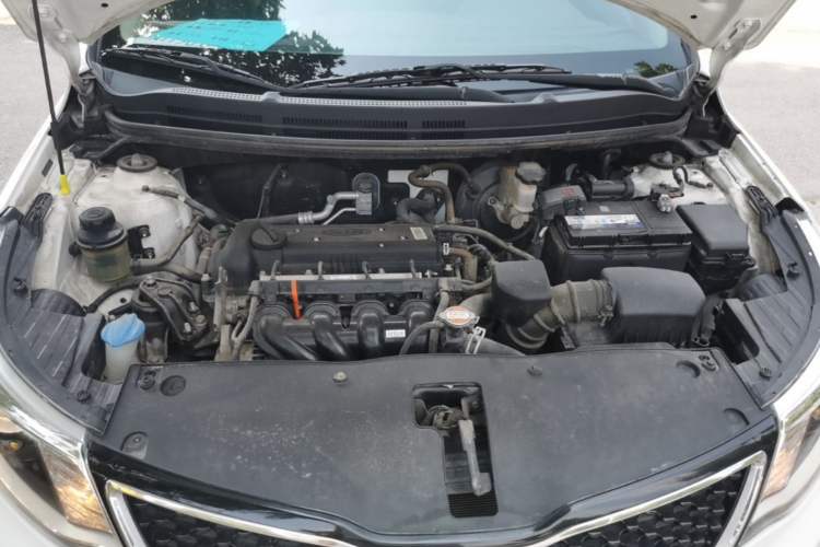 Used Kia K2 2015 Sedan 1.4L MT TOP Engine Bay
