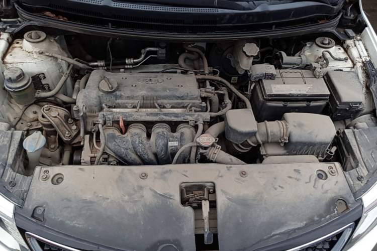 Used Kia K2 2015 Sedan 1.4L MT GLS Engine Bay