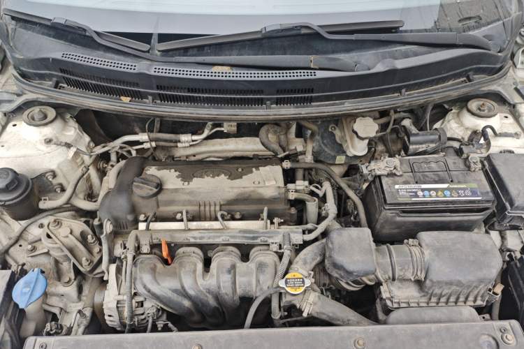 Used Kia K2 2015 Sedan 1.4L Manual Transmission GL Engine Bay