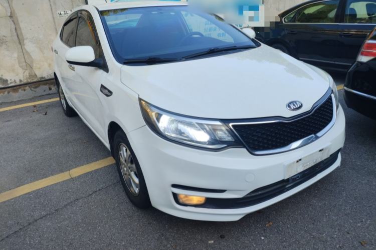 Used Kia K2 2015 Sedan 1.4L Automatic GLS Exterior 1