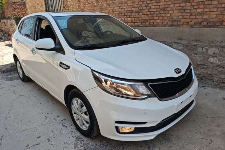 Used Kia K2 2015 Hatchback 1.4L AT GLS Cool Edition Exterior 1