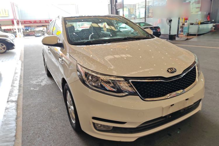 Used Kia K2 2015 Sedan 1.4L Automatic GLS Exterior 1