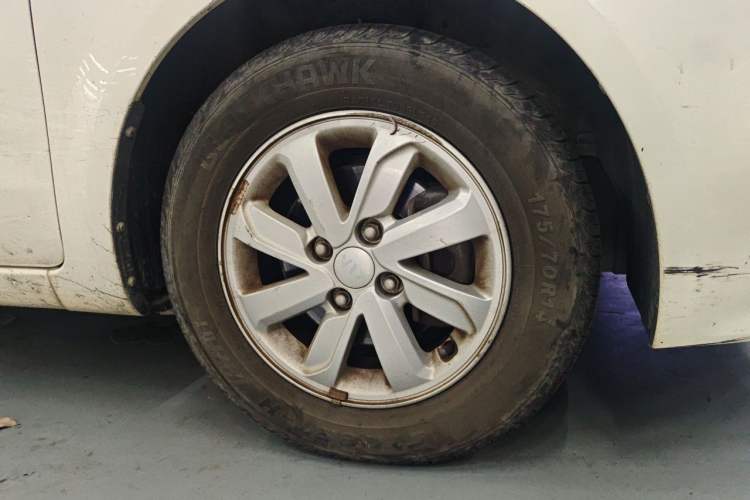 Used Kia K2 2015 Sedan 1.4L MT GLS Exterior 1