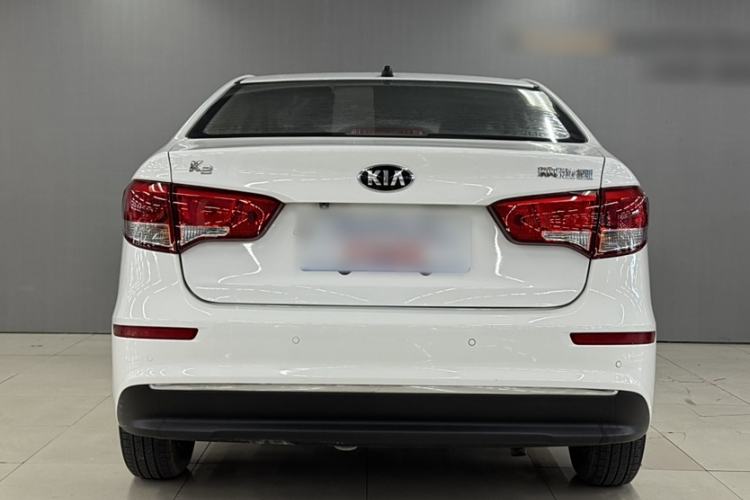 Used Kia K2 2015 Sedan 1.4L Automatic GLS Exterior 10