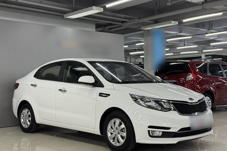 Used Kia K2 2015 Sedan 1.4L Automatic GLS Exterior 2