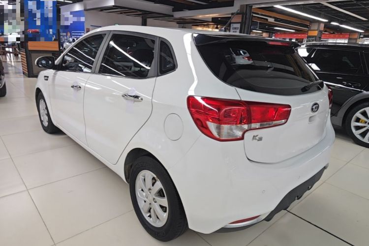 Used Kia K2 2015 Hatchback 1.4L AT GLS Cool Edition Exterior 2