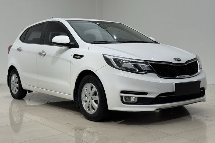 Used Kia K2 2015 Hatchback 1.4L AT GLS Cool Edition Exterior 2