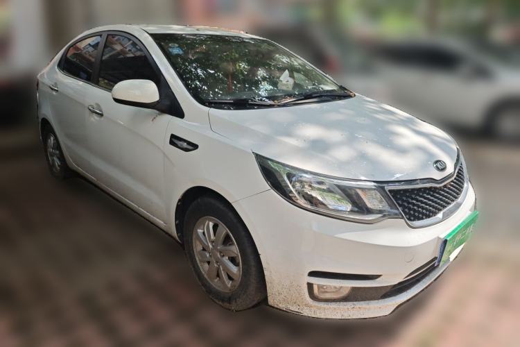 Used Kia K2 2015 Sedan 1.4L MT GLS Exterior 2