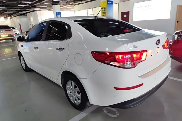 Used Kia K2 2015 Sedan 1.4L MT GLS Exterior 2