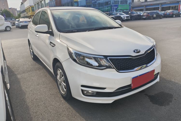 Used Kia K2 2015 Sedan 1.4L Automatic GLS Exterior 2