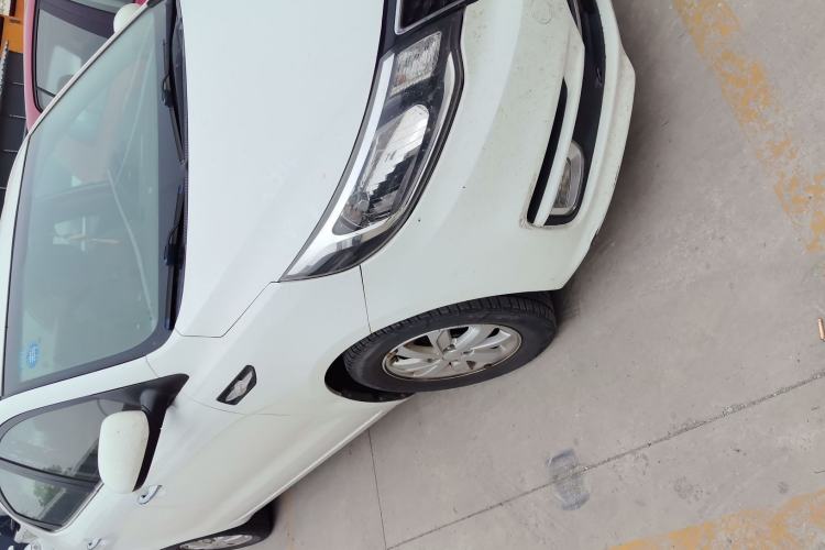Used Kia K2 2015 Sedan 1.4L Automatic GLS Exterior 2
