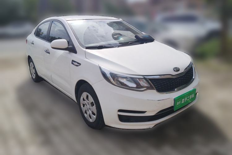 Used Kia K2 2015 Sedan 1.4L Automatic GLS Exterior 2
