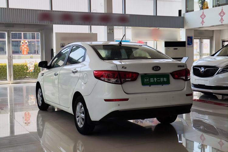 Used Kia K2 2015 Sedan 1.4L MT GLS Exterior 2