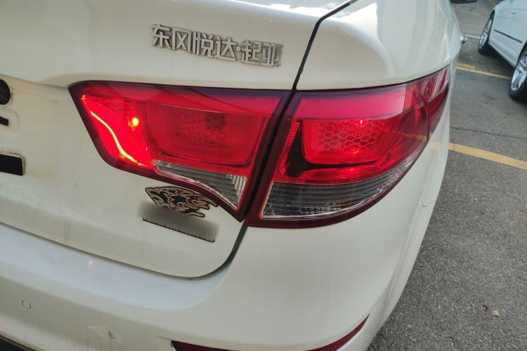 Used Kia K2 2015 Sedan 1.4L Automatic GLS Exterior 3
